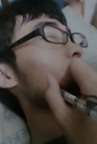 Ϧ